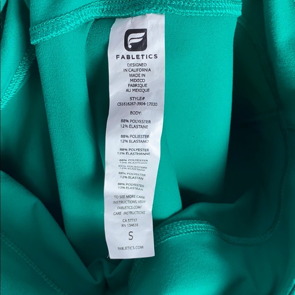 Fabletics Green Crop Legging - Picture 4 of 4